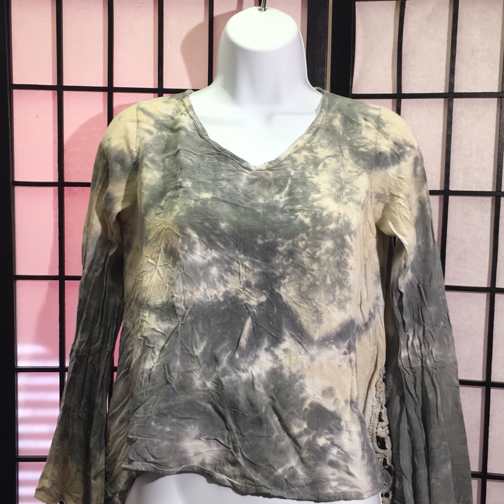 Basil❤️Lola Boho Tie-Die Top Size S
